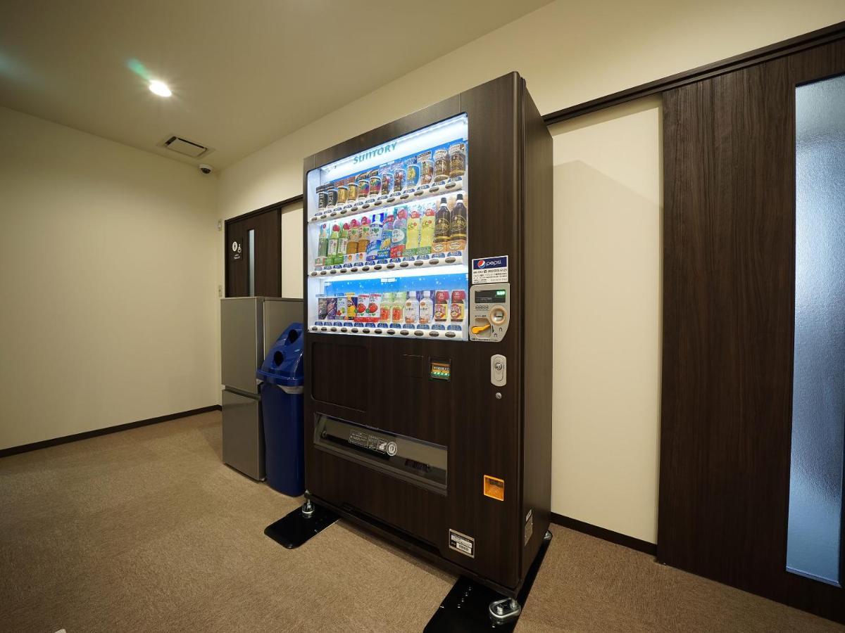 Wellcabin Tenjin - Male Only Fukuoka  Exterior photo