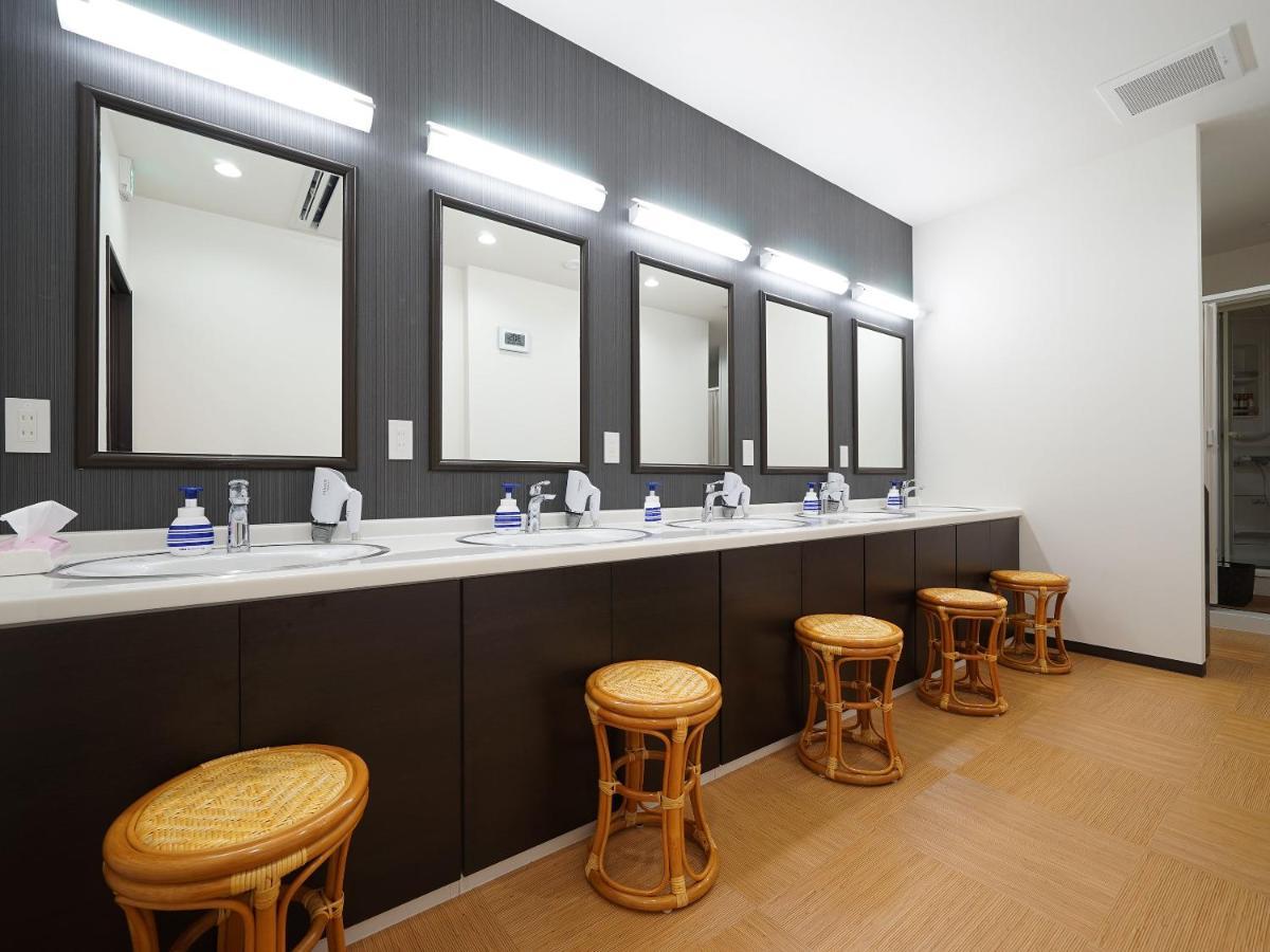 Wellcabin Tenjin - Male Only Fukuoka  Exterior photo