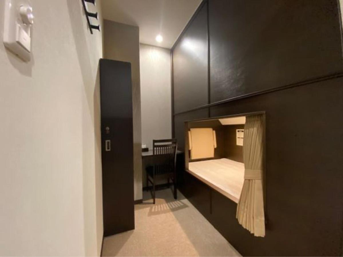 Wellcabin Tenjin - Male Only Fukuoka  Exterior photo